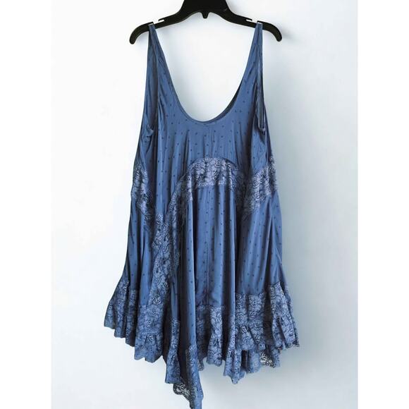 FREE PEOPLE Intimately Blue Lace Trim Voile and Lace Trapeze dress small - Picture 2 of 5